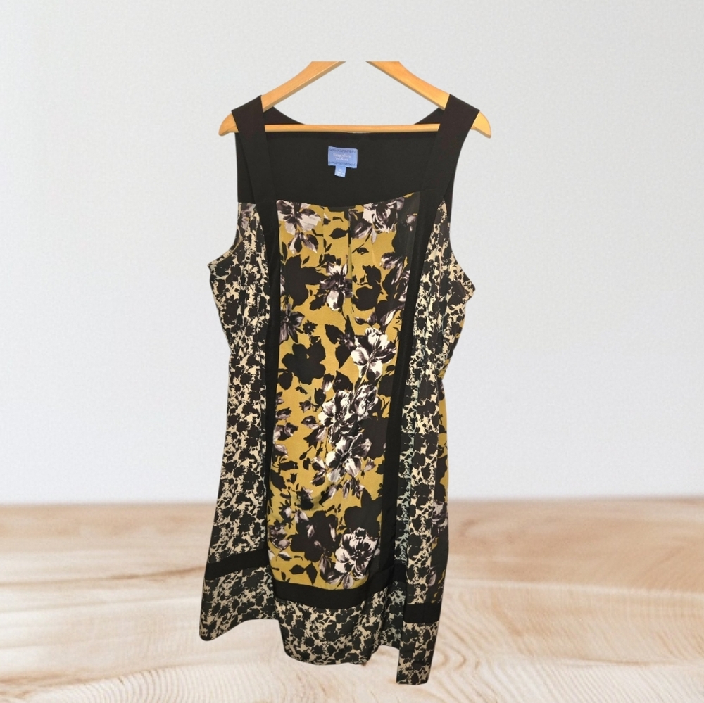 Simply Vera By Vera Wang Floral Print Shift Midi Dress - Black/Gold EUC